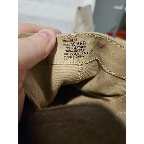 Kenneth Cole Reaction Mightiest Taupe Suede Bootie size 9 - Picture 9 of 9